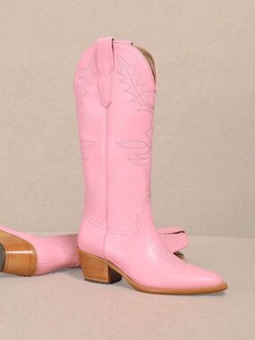 Like New Pink Cowboy Boots
